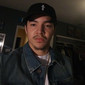 Meet your Posher, Eduardo